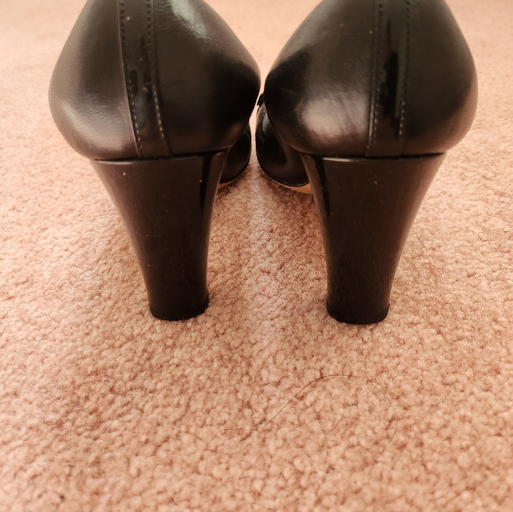 Chanel Pumps - Picture 3 of 6